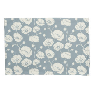 Funda De Cojín Campo de crema de cachorros en azul