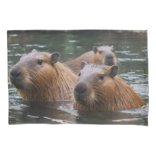 Funda De Cojín Capybaras nadando en el río,