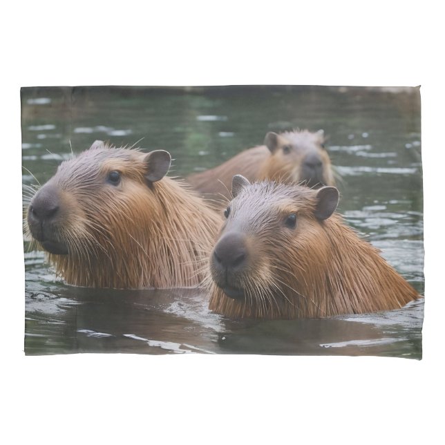 Funda De Cojín Capybaras' Swimming In The River,  (Anverso-izquierdo)