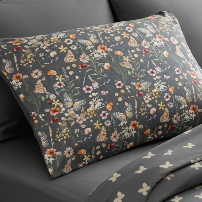 Funda De Cojín Charcoal Gray Boho Wildflowers (Subido por el creador)