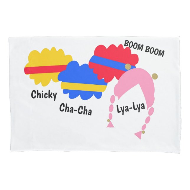 Funda De Cojín Chicky, Cha-Cha, Boom-Boom, Lya-Lya (Anverso)