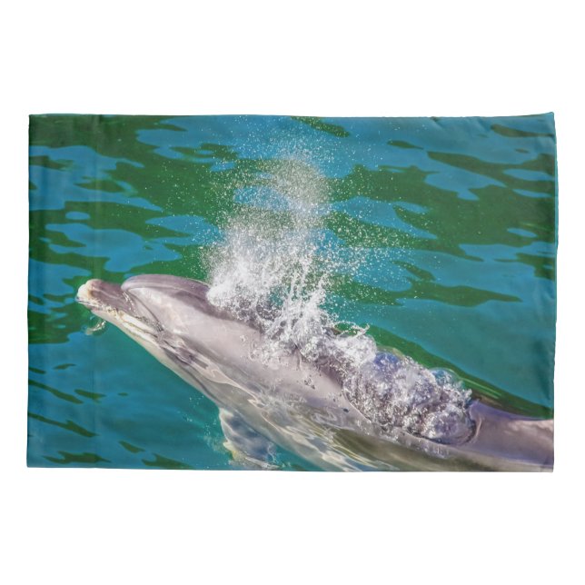 Funda De Cojín Delfín En Milford Sound, Nueva Zelanda (Reverso)