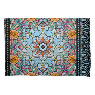 Funda De Cojín Doodle ornamental colorido: patrón simétrico.