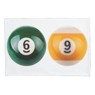 Funda De Cojín El billar duro 69 de SlipperyJoe con una bola de b
