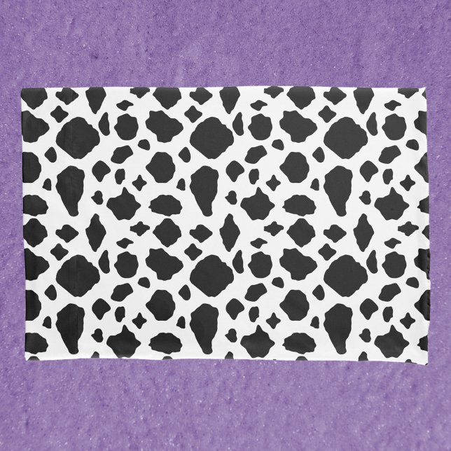 Funda De Cojín Estampado de vaca animal negro blanco país (A pillow case with a black and white cow pattern)