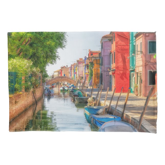 Funda De Cojín Explora el Encanto Vibrante de Burano (Anverso)