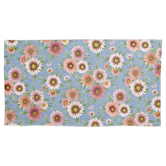 Funda De Cojín Floral rosa de margarita sobre azul (Anverso-izquierdo)