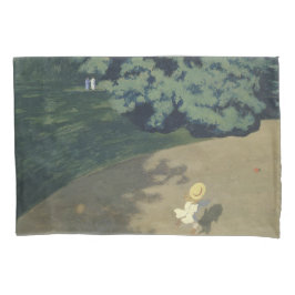 Funda De Cojín Joven Chica corriendo después de una pelota roja (