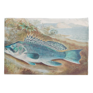 Funda De Cojín Lubina por S.A. Kilbourne, Pescado Antiguo