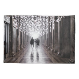 Funda De Cojín Luz, sombras y simetría - sepia