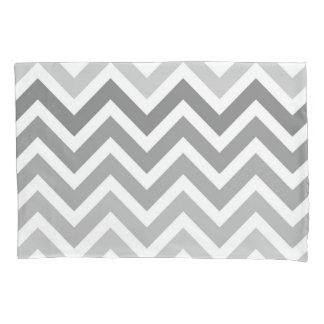 Funda De Cojín Modelo de zigzag gris elegante de Chevron Ombre