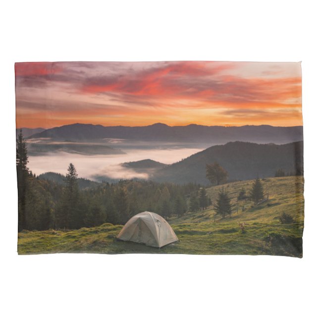 Funda De Cojín Montañas | Amanecer de niebla de acampada (Anverso)