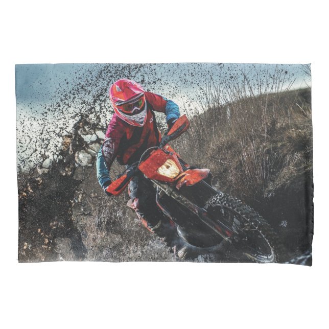 Funda De Cojín Motociclista sucio tirando almohada (Anverso)