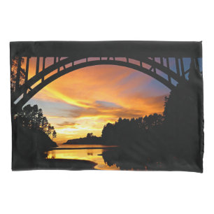 Funda De Cojín Naranja California Coastal Sunset Under Bridge