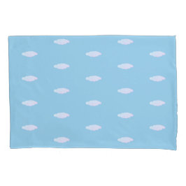 Funda De Cojín Nubes cortas sobre azul claro