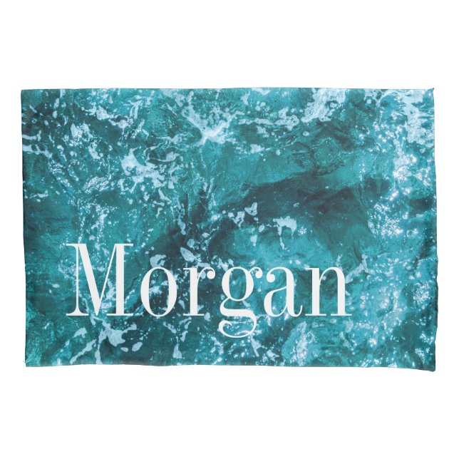 Funda De Cojín Olas de mar turquesa con monograma personalizado (Anverso)