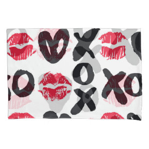Funda De Cojín Palo de labios besa el corazón el fondo sin proble