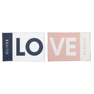 Funda De Cojín Pareja azul rosado serif amor tipografía moderna