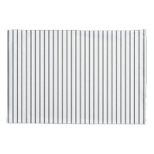 Pasillo rayado blanco negro