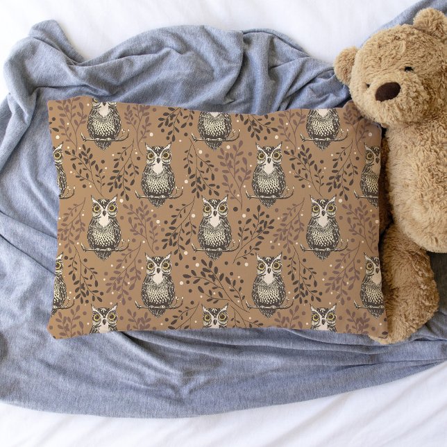 Funda De Cojín Patrón de bosques ilustrado de lechuza marrón (Owl Pillowcase)