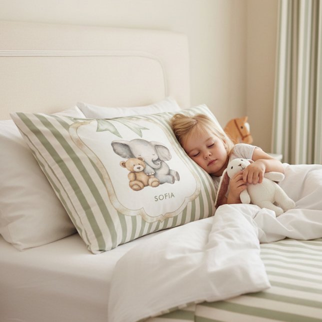 Funda De Cojín Sweet Elephant and Teddy Bear Hugging Baby Girl  (Subido por el creador)