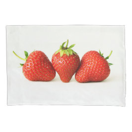 Funda De Cojín Tres Fresas En El Pcnm Blanco