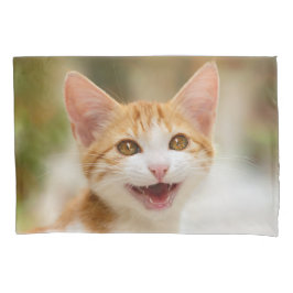 Funda De Cojín Un gatito gracioso sonriente gatito gracioso frent