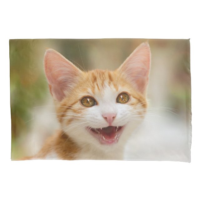Funda De Cojín Un gatito gracioso sonriente gatito gracioso frent (Anverso)