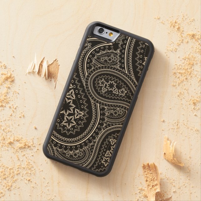 Funda De Madera Para iPhone De Carved Modelo de Paisley (In Situ)