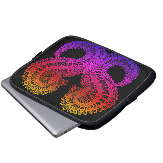 Funda de portátil con patrón tribal de Pangolin