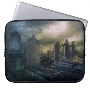 Funda de portátil Gothic Graveyard de 15"