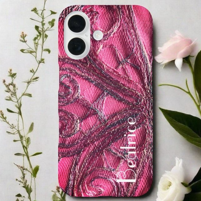 Funda iPhone 16 Arte textil abstracto floral de monograma rosa roj (Subido por el creador)