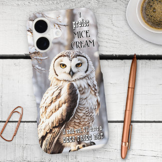 Funda iPhone 16 Ave divertida de búho de invierno