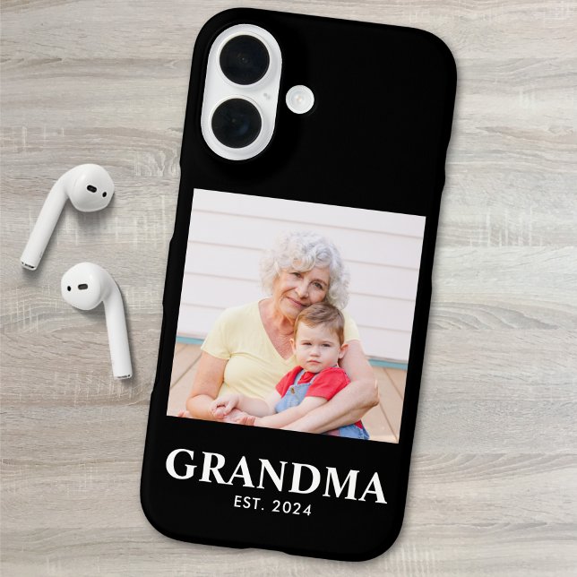 Funda iPhone 16 Black Grandma Established Bold Photo (Subido por el creador)