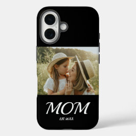 Funda iPhone 16 Black Mom Established Script Photo 