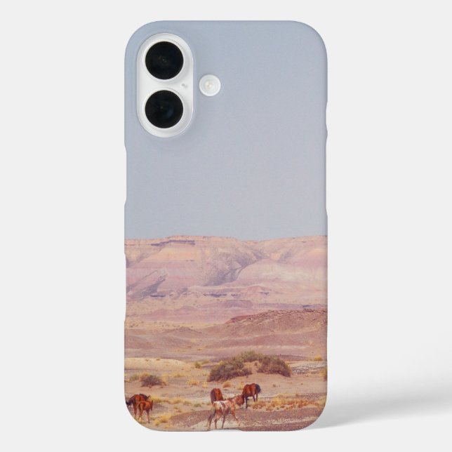 Funda iPhone 16 Caballos de desierto americanos P8670 (Reverso )