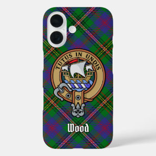 Funda iPhone 16 Clan Wood Escudo sobre Tartán