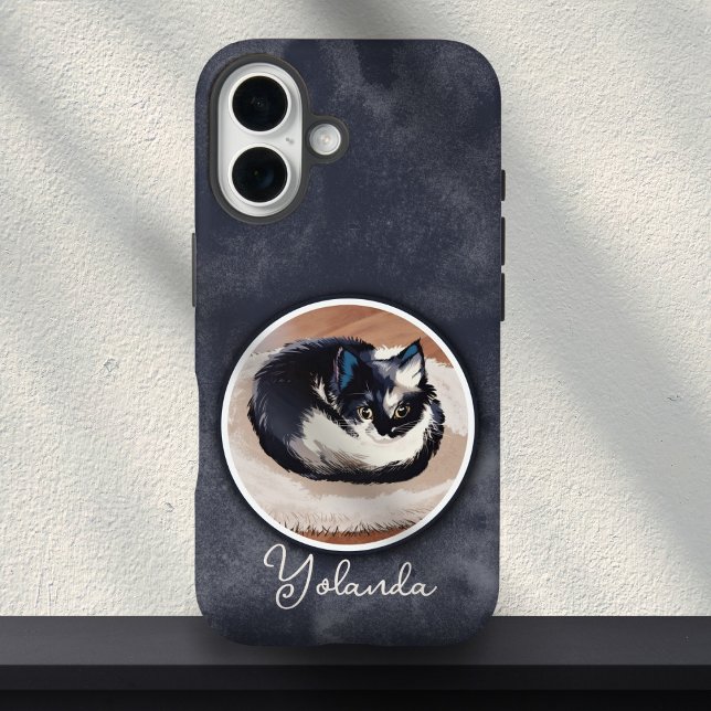 Funda iPhone 16 Cozy Black White Sleeping Cat Art Custom Name  (Subido por el creador)