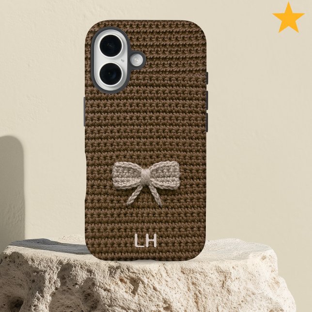Funda iPhone 16 Cute Brown Crochet Bow Yarn Custom Name (Subido por el creador)