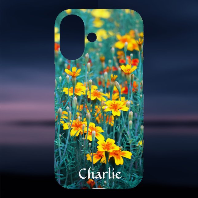 Funda iPhone 16 Diseño de la pradera de flores (Subido por el creador)