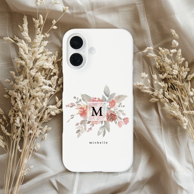 Funda iPhone 16 Elegant Blush Pink Floral Monogram (Subido por el creador)