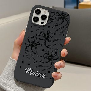 Funda iPhone 16 Elegante Monograma de Lazo Coquette Negro Gris