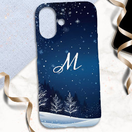 Funda iPhone 16 Escena de nieve nocturna invernal con monograma az