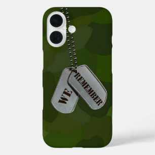 Funda iPhone 16 Etiquetas de perro militares en Camo