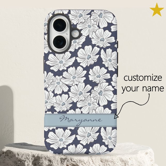 Funda iPhone 16 Flores Blancas Rústicas Boceto Sombreado Azul Nomb (Subido por el creador)