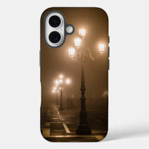 Funda iPhone 16 Foggy Piazza San Marco, Venecia