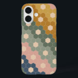 Funda iPhone 16 Formas florales de hexágono geométrico Pink verde<br><div class="desc">Este elegante estuche de teléfono presenta un patrón geométrico boho de formas hexágonas vintage en una paleta de colores moderna de azul marino,  verde bosque,  rosa rubor y amarillo mostaza.</div>
