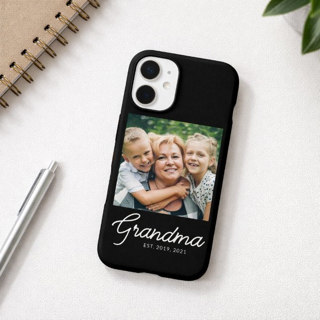 Funda iPhone 16 Foto de Abuela Establecida con Letra (Subido por el creador)