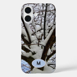 Funda iPhone 16 Foto de la corona del árbol de nieve del invierno