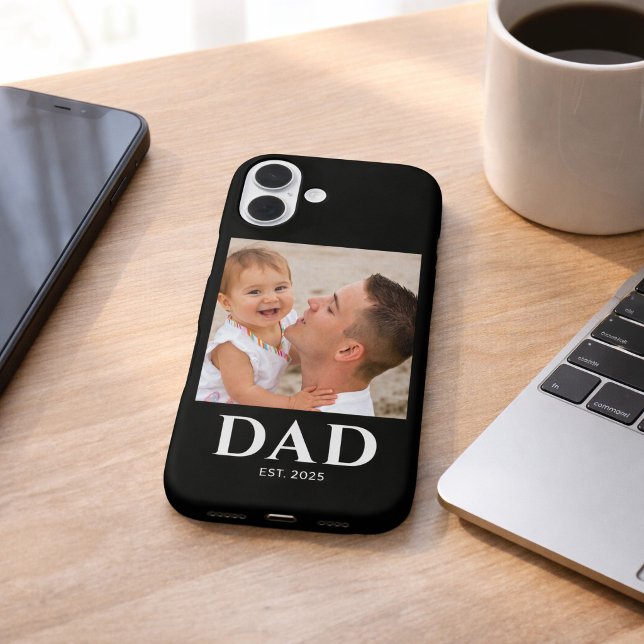 Funda iPhone 16 Foto de Papá Establecido en Negro (Subido por el creador)